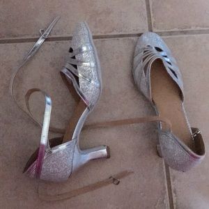 Medium Heel Dancing Shoes